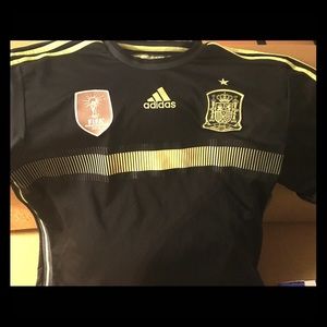 Spain national futbol (soccer) jersey